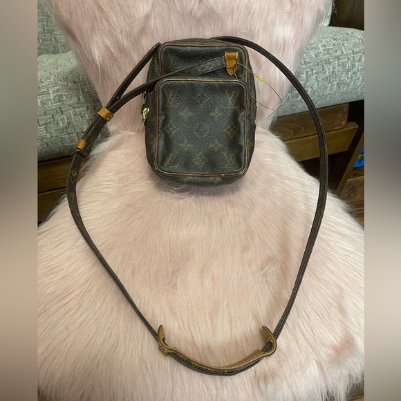Louis Vuitton mini Amazone - authentic - Picture 2 of 5
